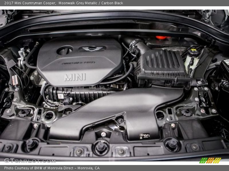 Moonwalk Grey Metallic / Carbon Black 2017 Mini Countryman Cooper