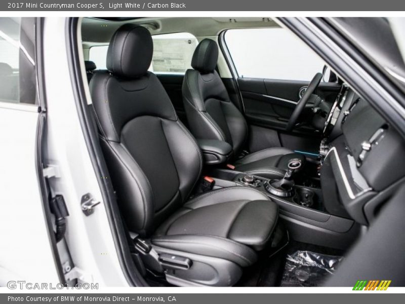 Light White / Carbon Black 2017 Mini Countryman Cooper S