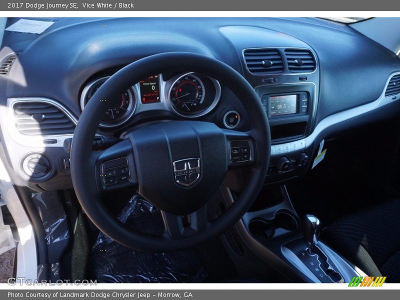 Vice White / Black 2017 Dodge Journey SE