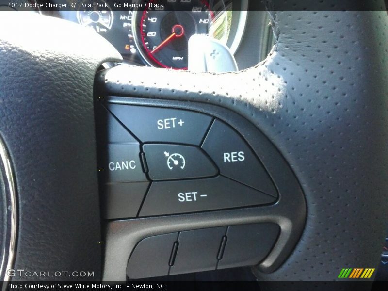 Go Mango / Black 2017 Dodge Charger R/T Scat Pack