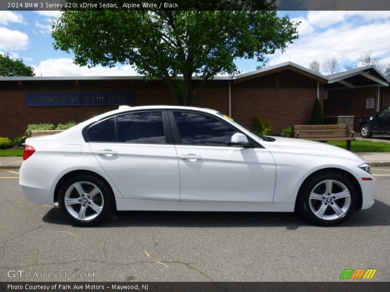 Alpine White / Black 2014 BMW 3 Series 320i xDrive Sedan