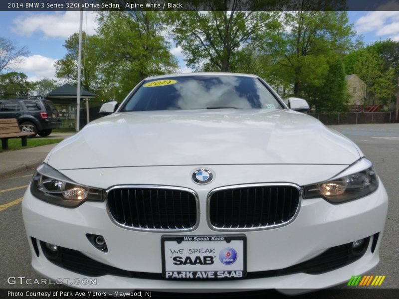 Alpine White / Black 2014 BMW 3 Series 320i xDrive Sedan