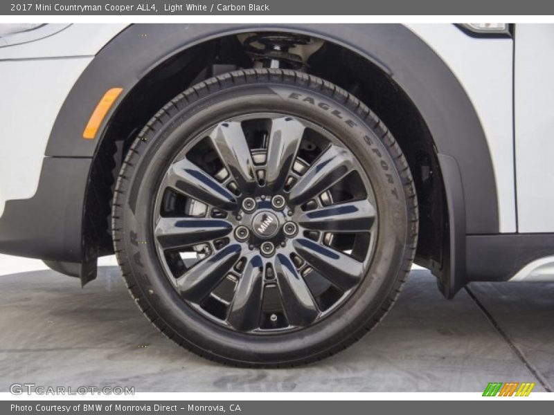 Light White / Carbon Black 2017 Mini Countryman Cooper ALL4