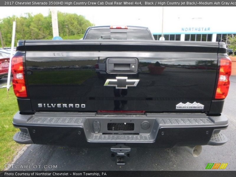 Black / High Country Jet Black/­Medium Ash Gray Accent 2017 Chevrolet Silverado 3500HD High Country Crew Cab Dual Rear Wheel 4x4