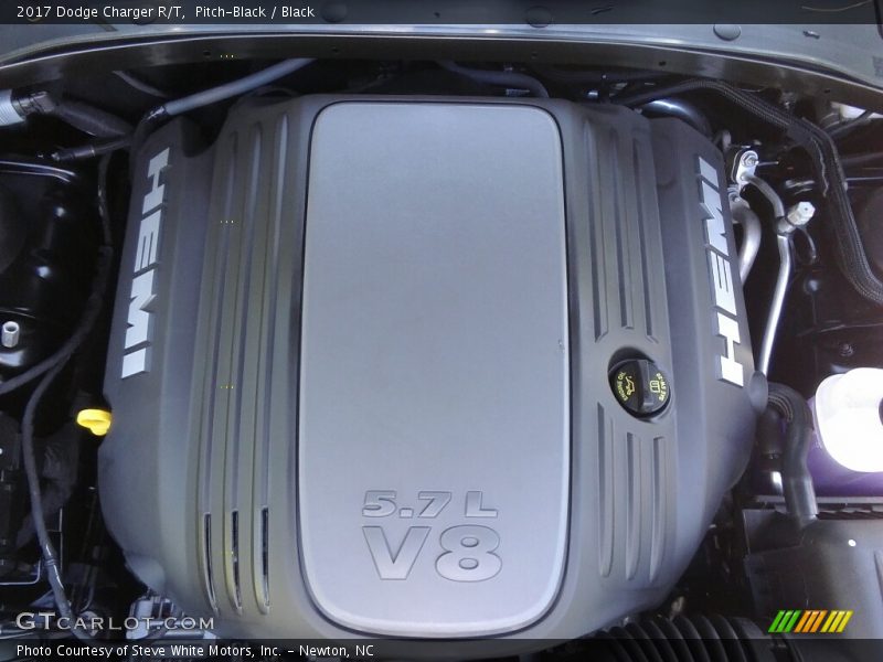 Pitch-Black / Black 2017 Dodge Charger R/T