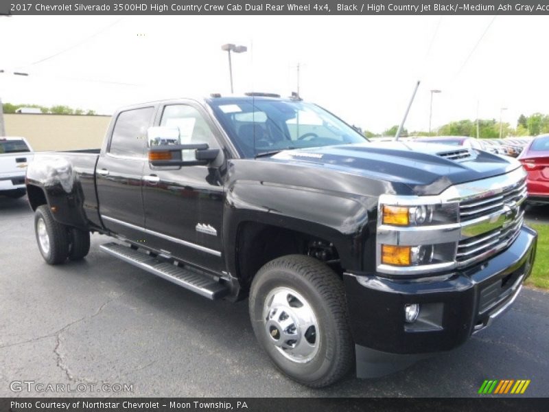 Front 3/4 View of 2017 Silverado 3500HD High Country Crew Cab Dual Rear Wheel 4x4