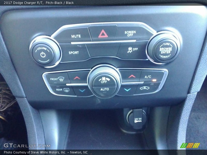 Pitch-Black / Black 2017 Dodge Charger R/T