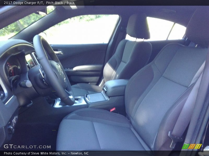 Pitch-Black / Black 2017 Dodge Charger R/T