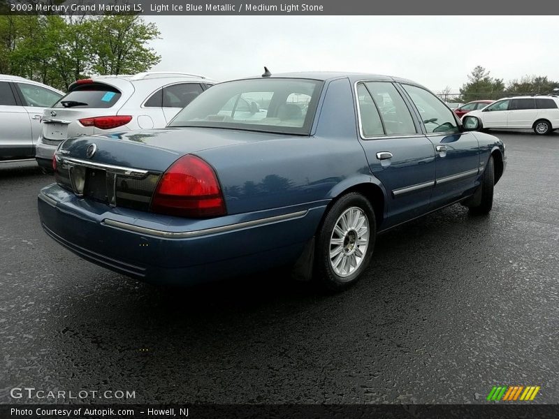 Light Ice Blue Metallic / Medium Light Stone 2009 Mercury Grand Marquis LS