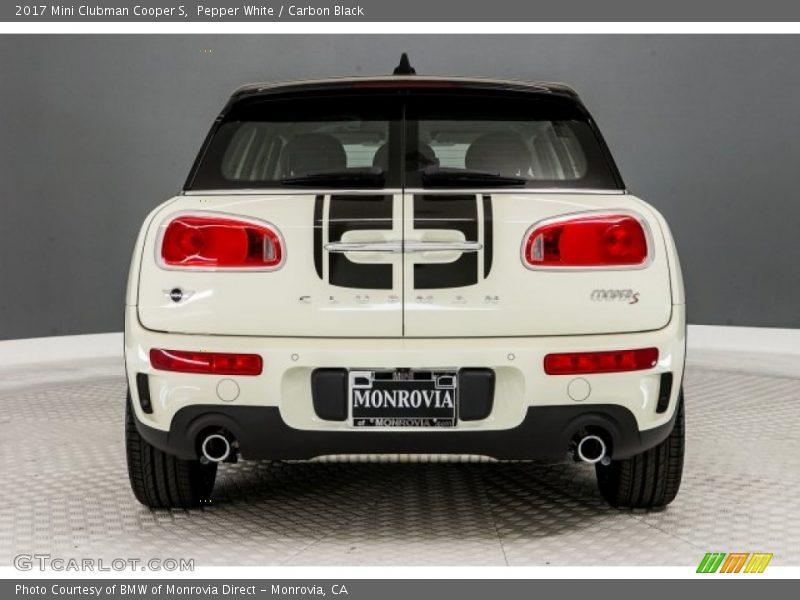 Pepper White / Carbon Black 2017 Mini Clubman Cooper S