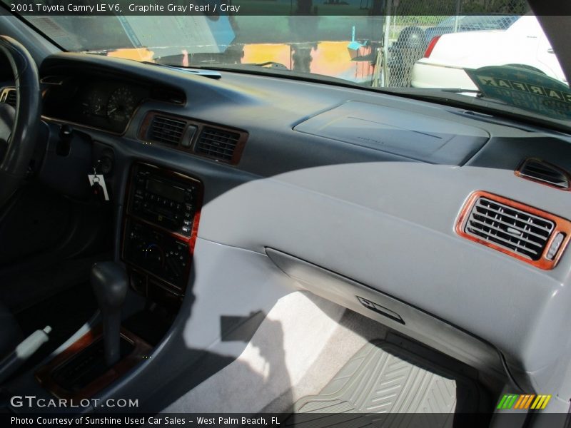 Graphite Gray Pearl / Gray 2001 Toyota Camry LE V6