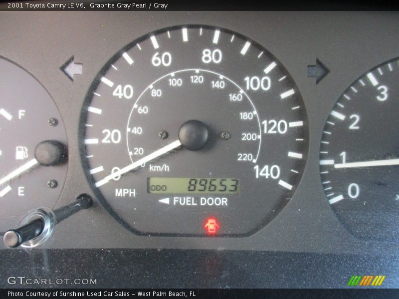 Graphite Gray Pearl / Gray 2001 Toyota Camry LE V6