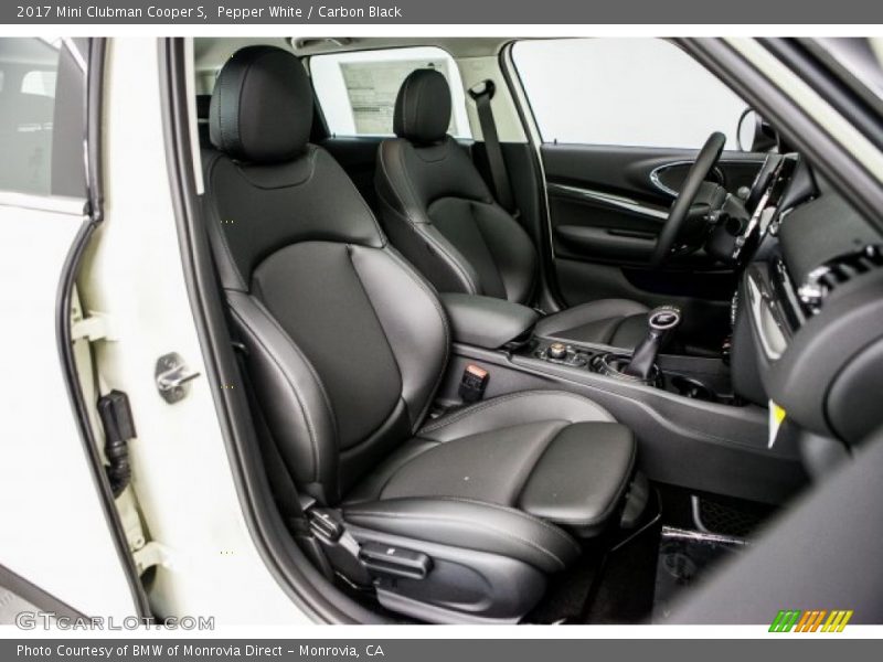 Pepper White / Carbon Black 2017 Mini Clubman Cooper S