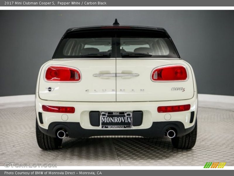 Pepper White / Carbon Black 2017 Mini Clubman Cooper S