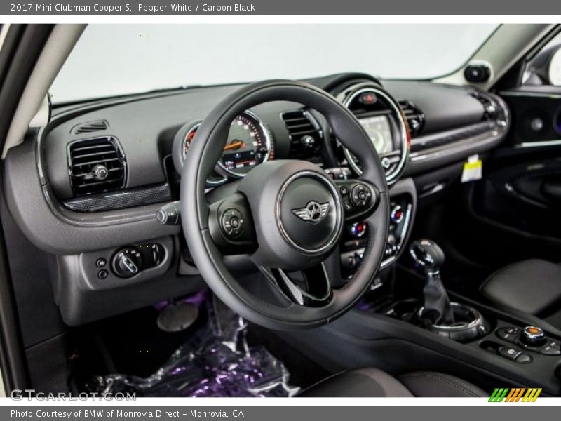 Pepper White / Carbon Black 2017 Mini Clubman Cooper S