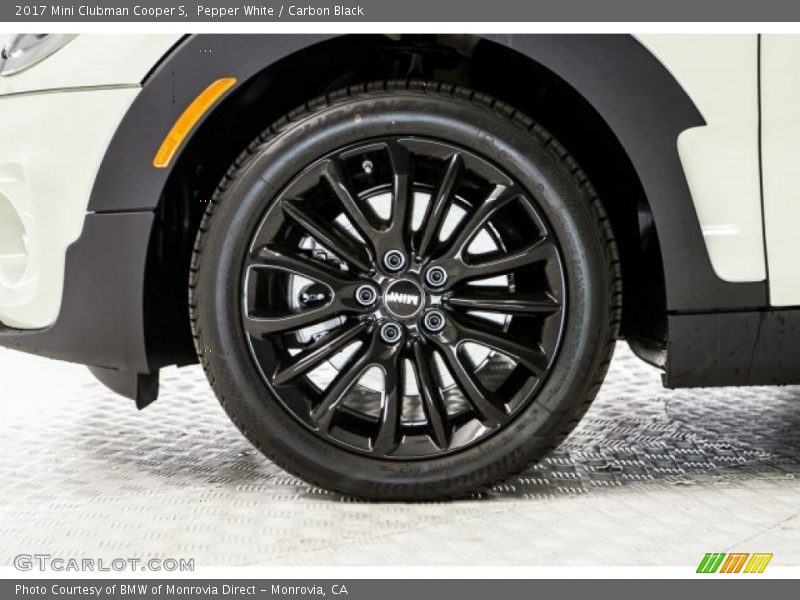 Pepper White / Carbon Black 2017 Mini Clubman Cooper S