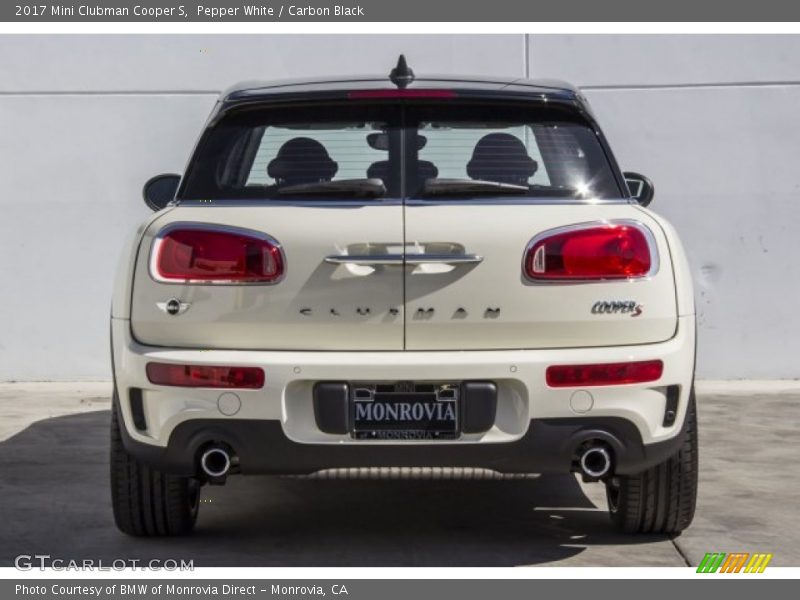 Pepper White / Carbon Black 2017 Mini Clubman Cooper S