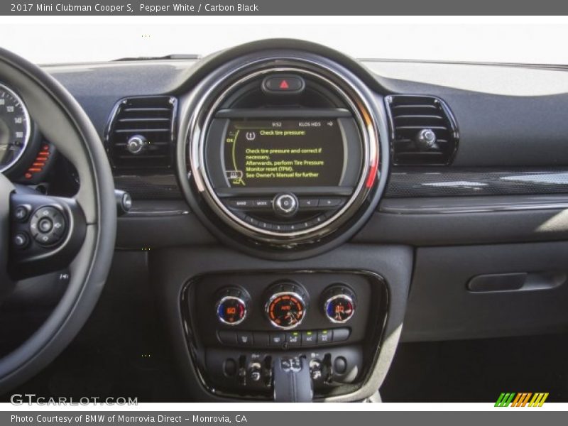 Pepper White / Carbon Black 2017 Mini Clubman Cooper S