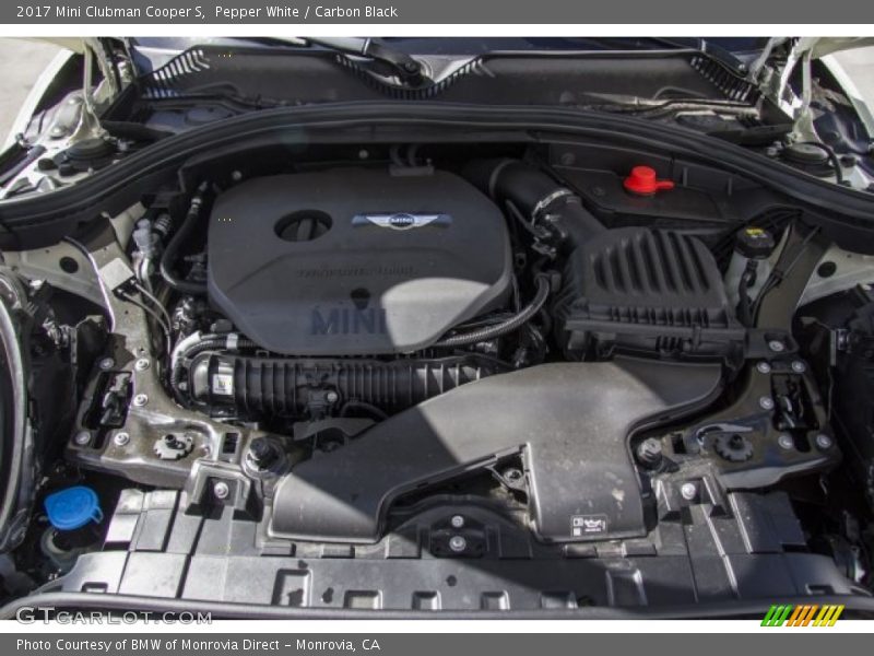 Pepper White / Carbon Black 2017 Mini Clubman Cooper S