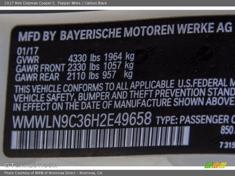 Pepper White / Carbon Black 2017 Mini Clubman Cooper S