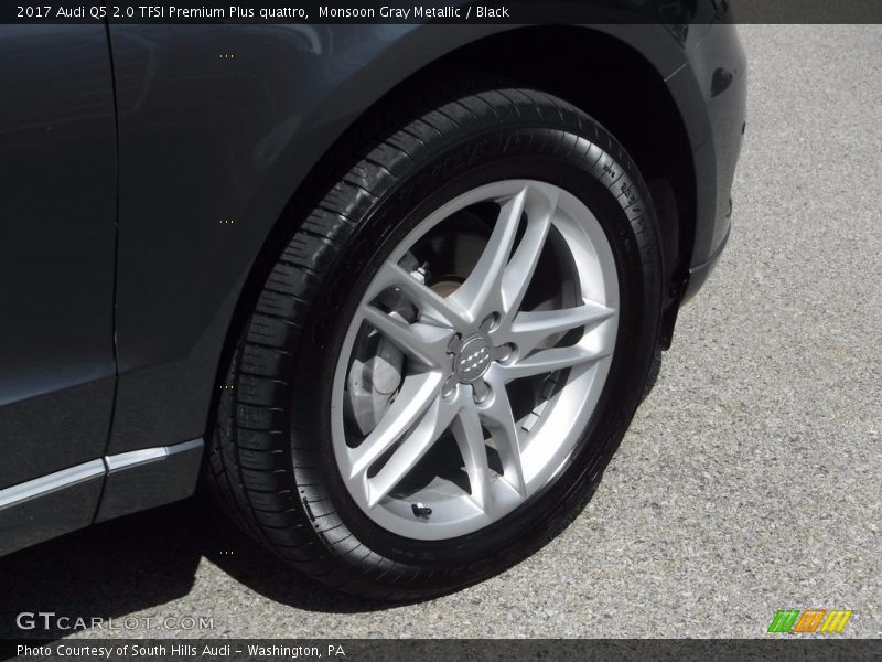 Monsoon Gray Metallic / Black 2017 Audi Q5 2.0 TFSI Premium Plus quattro