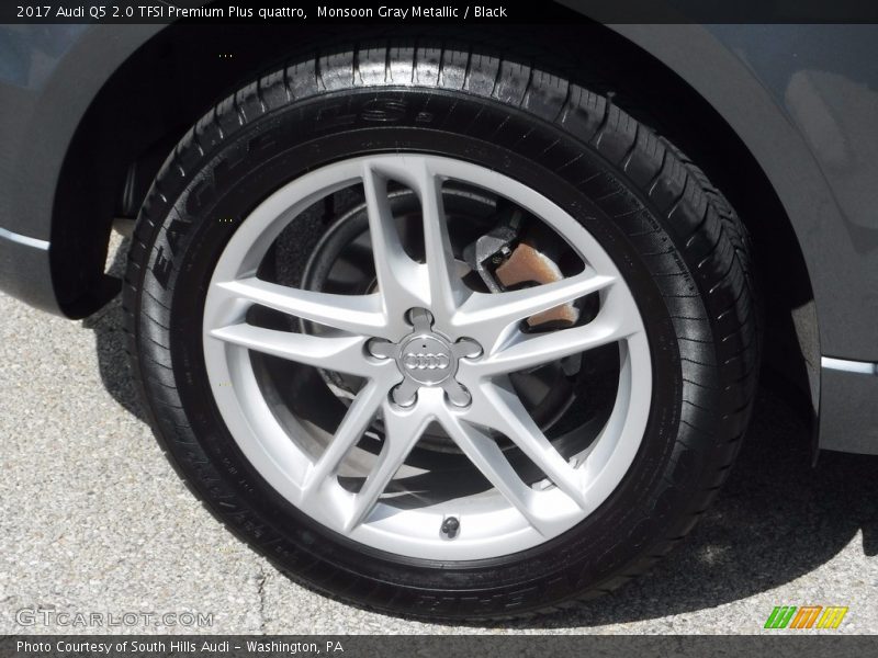 Monsoon Gray Metallic / Black 2017 Audi Q5 2.0 TFSI Premium Plus quattro