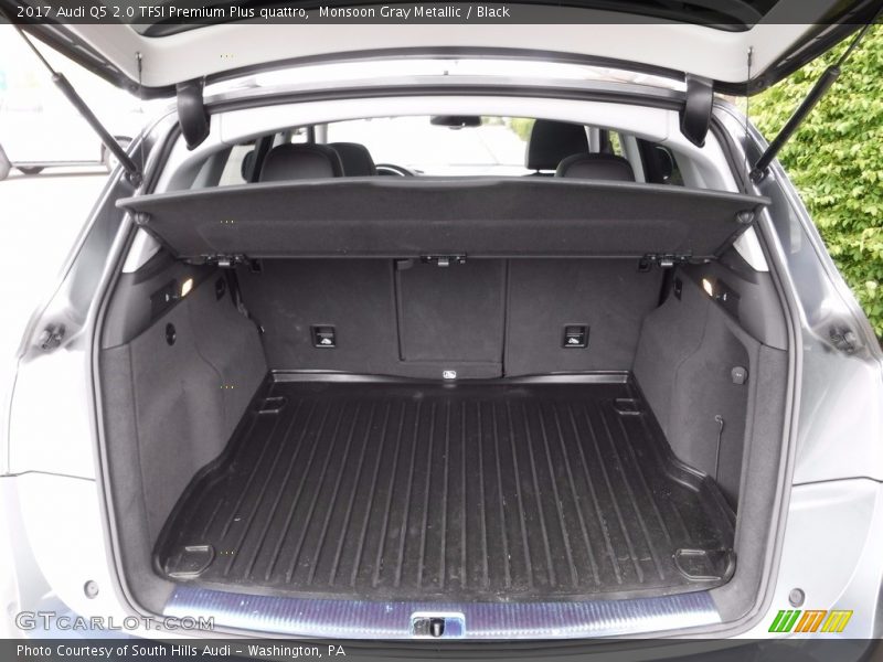 Monsoon Gray Metallic / Black 2017 Audi Q5 2.0 TFSI Premium Plus quattro