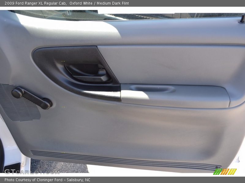 Oxford White / Medium Dark Flint 2009 Ford Ranger XL Regular Cab