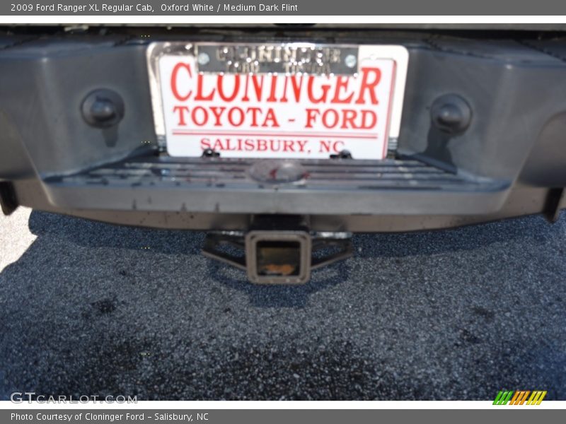 Oxford White / Medium Dark Flint 2009 Ford Ranger XL Regular Cab