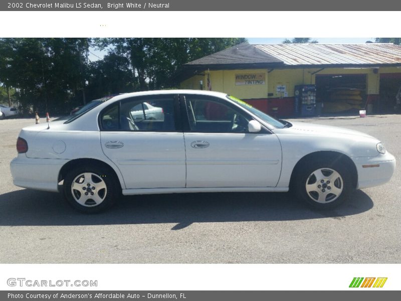 Bright White / Neutral 2002 Chevrolet Malibu LS Sedan