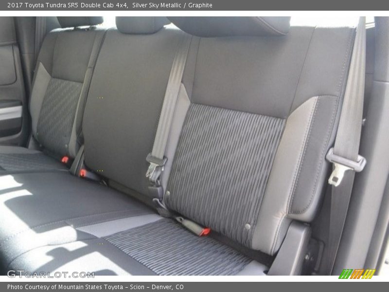 Silver Sky Metallic / Graphite 2017 Toyota Tundra SR5 Double Cab 4x4