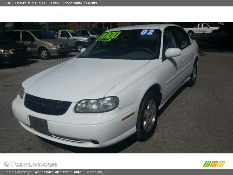 Bright White / Neutral 2002 Chevrolet Malibu LS Sedan