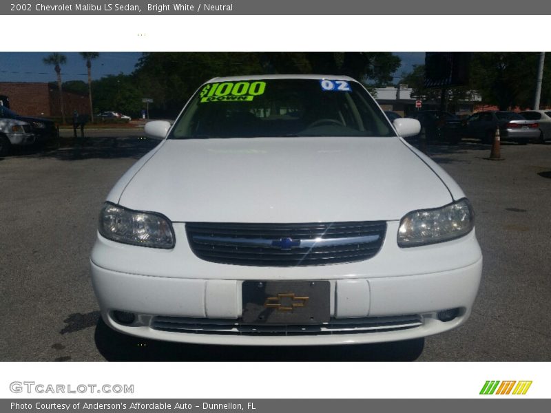 Bright White / Neutral 2002 Chevrolet Malibu LS Sedan