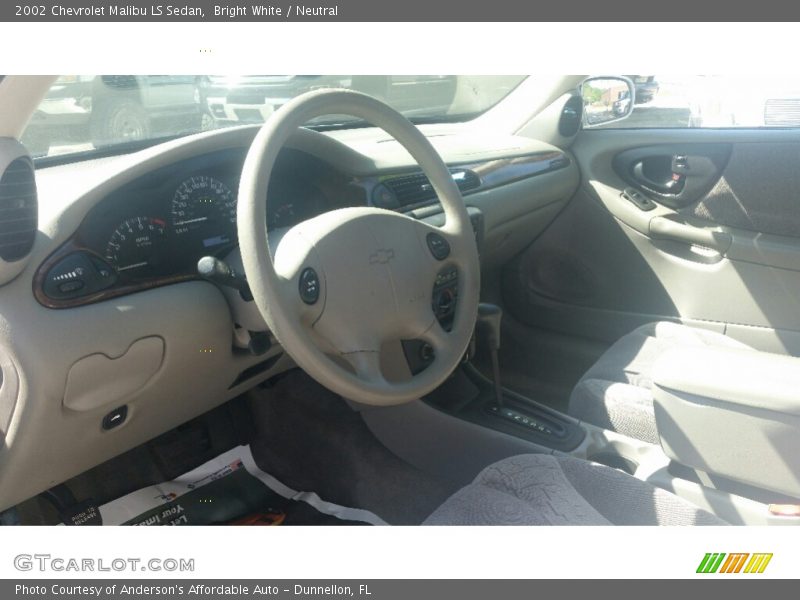 Bright White / Neutral 2002 Chevrolet Malibu LS Sedan