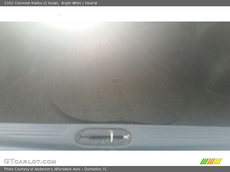 Bright White / Neutral 2002 Chevrolet Malibu LS Sedan