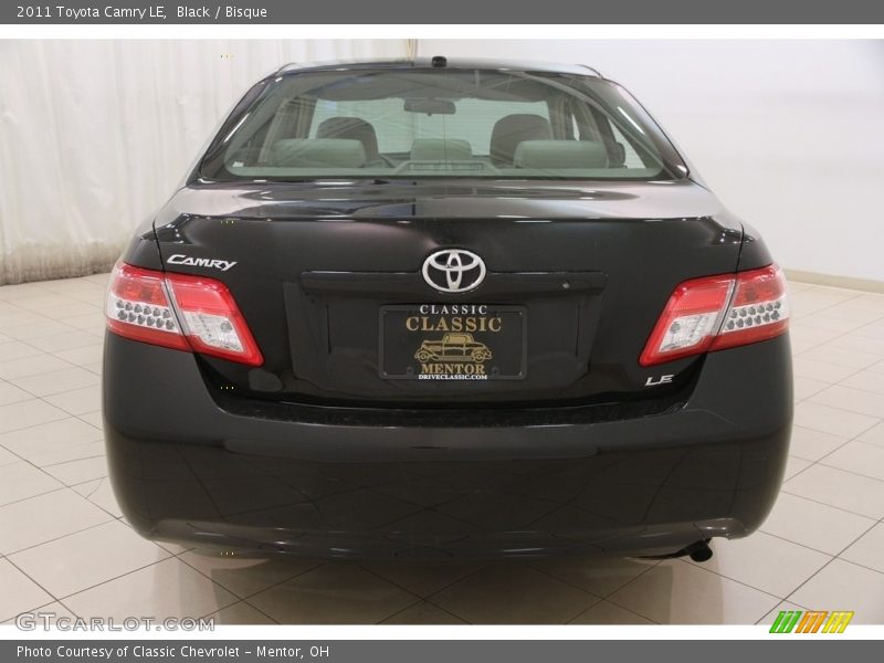 Black / Bisque 2011 Toyota Camry LE