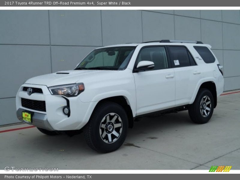 Super White / Black 2017 Toyota 4Runner TRD Off-Road Premium 4x4