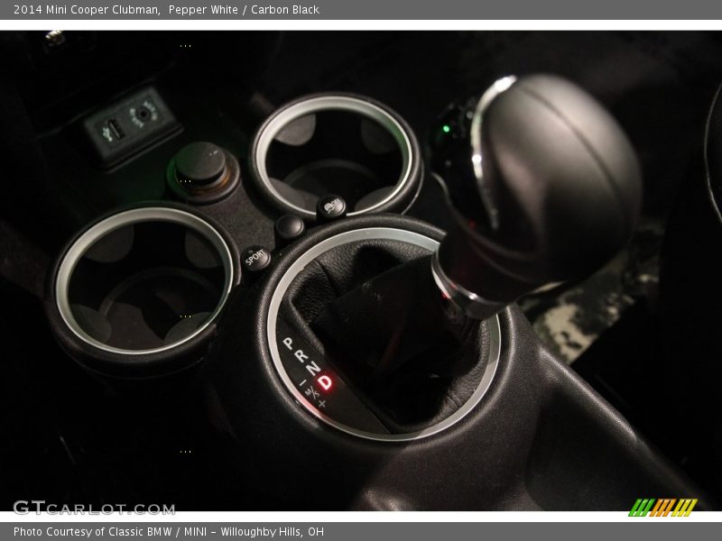 Pepper White / Carbon Black 2014 Mini Cooper Clubman