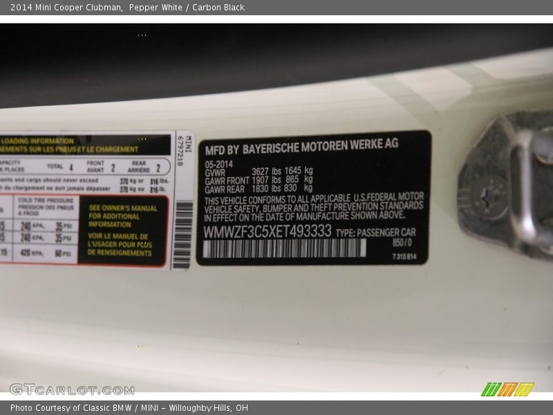 Pepper White / Carbon Black 2014 Mini Cooper Clubman