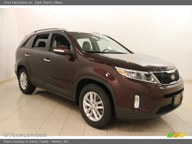 Dark Cherry / Black 2014 Kia Sorento LX