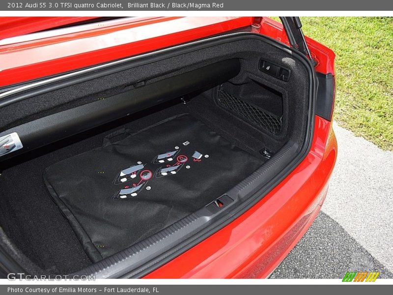  2012 S5 3.0 TFSI quattro Cabriolet Trunk