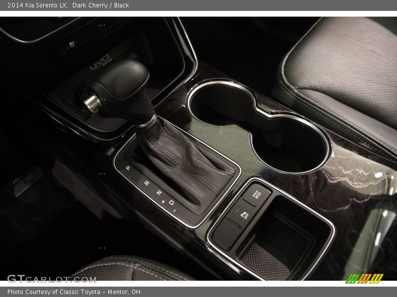 Dark Cherry / Black 2014 Kia Sorento LX