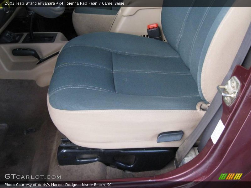Sienna Red Pearl / Camel Beige 2002 Jeep Wrangler Sahara 4x4