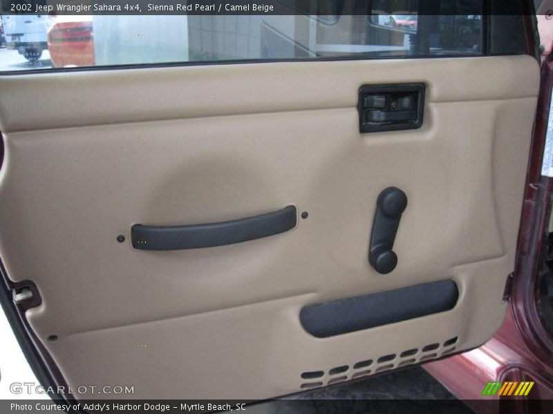 Sienna Red Pearl / Camel Beige 2002 Jeep Wrangler Sahara 4x4