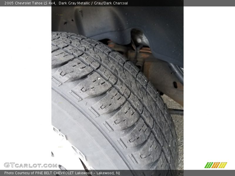Dark Gray Metallic / Gray/Dark Charcoal 2005 Chevrolet Tahoe LS 4x4