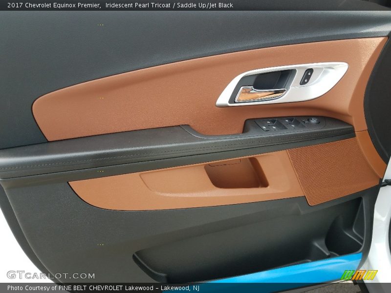 Iridescent Pearl Tricoat / Saddle Up/Jet Black 2017 Chevrolet Equinox Premier