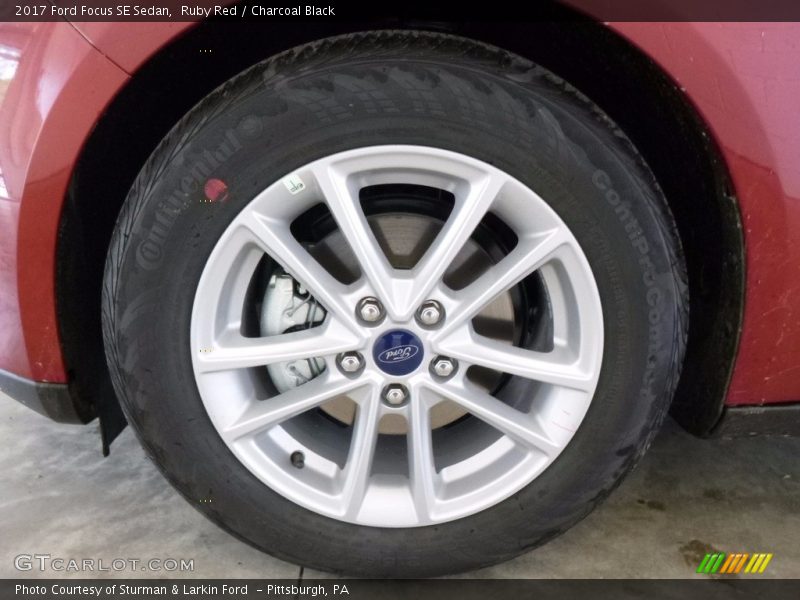Ruby Red / Charcoal Black 2017 Ford Focus SE Sedan