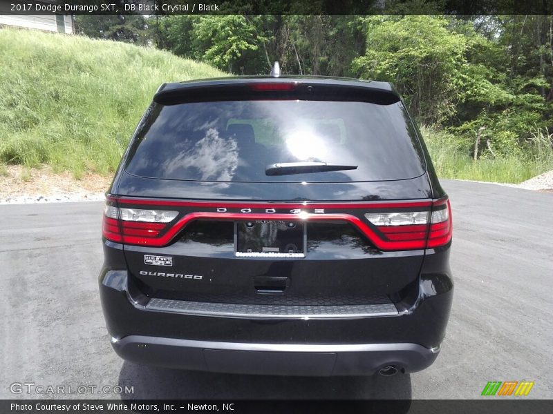 DB Black Crystal / Black 2017 Dodge Durango SXT