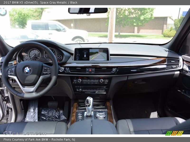 Space Gray Metallic / Black 2017 BMW X5 xDrive35i