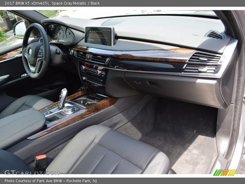 Space Gray Metallic / Black 2017 BMW X5 xDrive35i